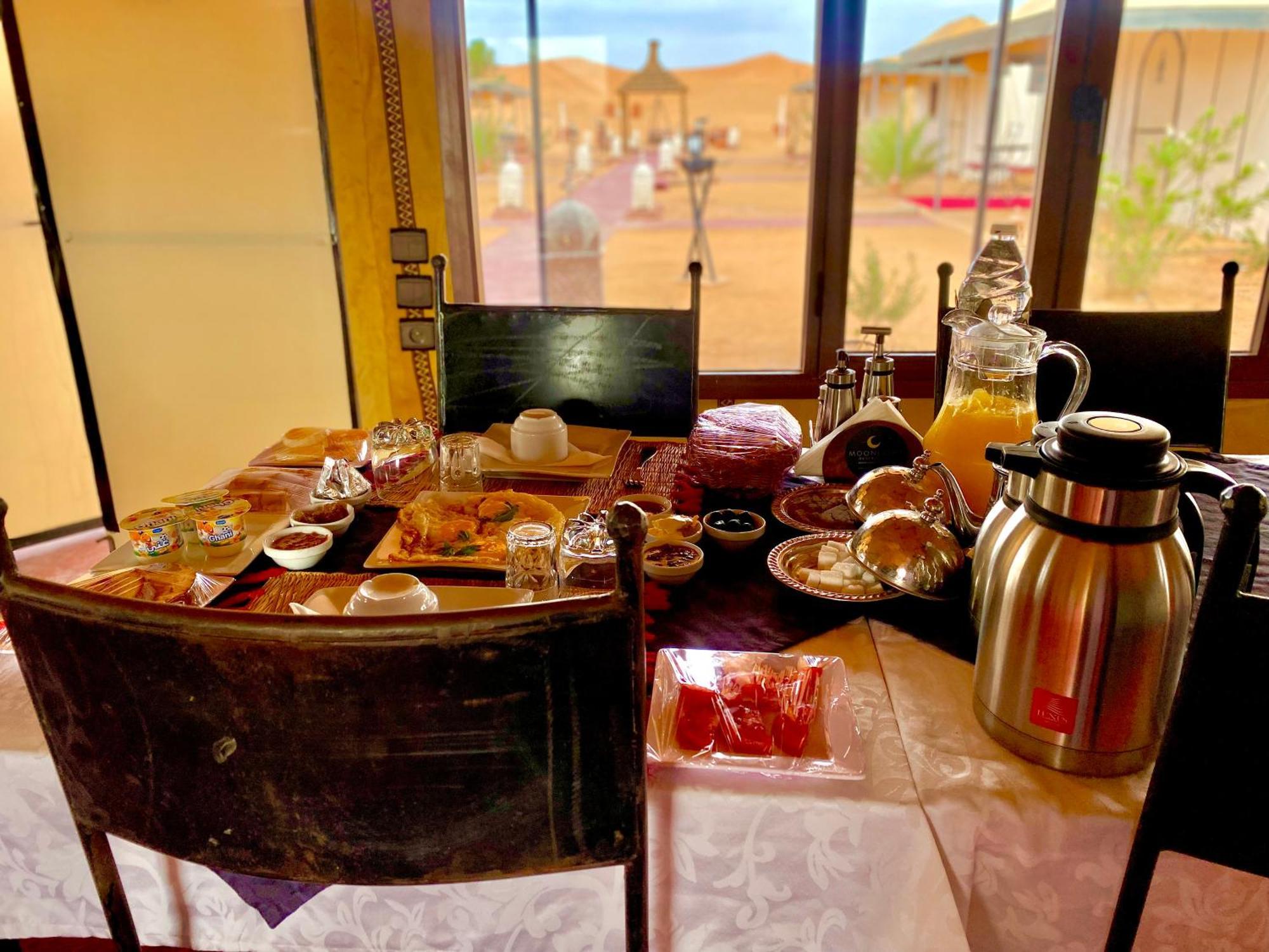 Merzouga Moonlight Desert Camp ภายนอก รูปภาพ